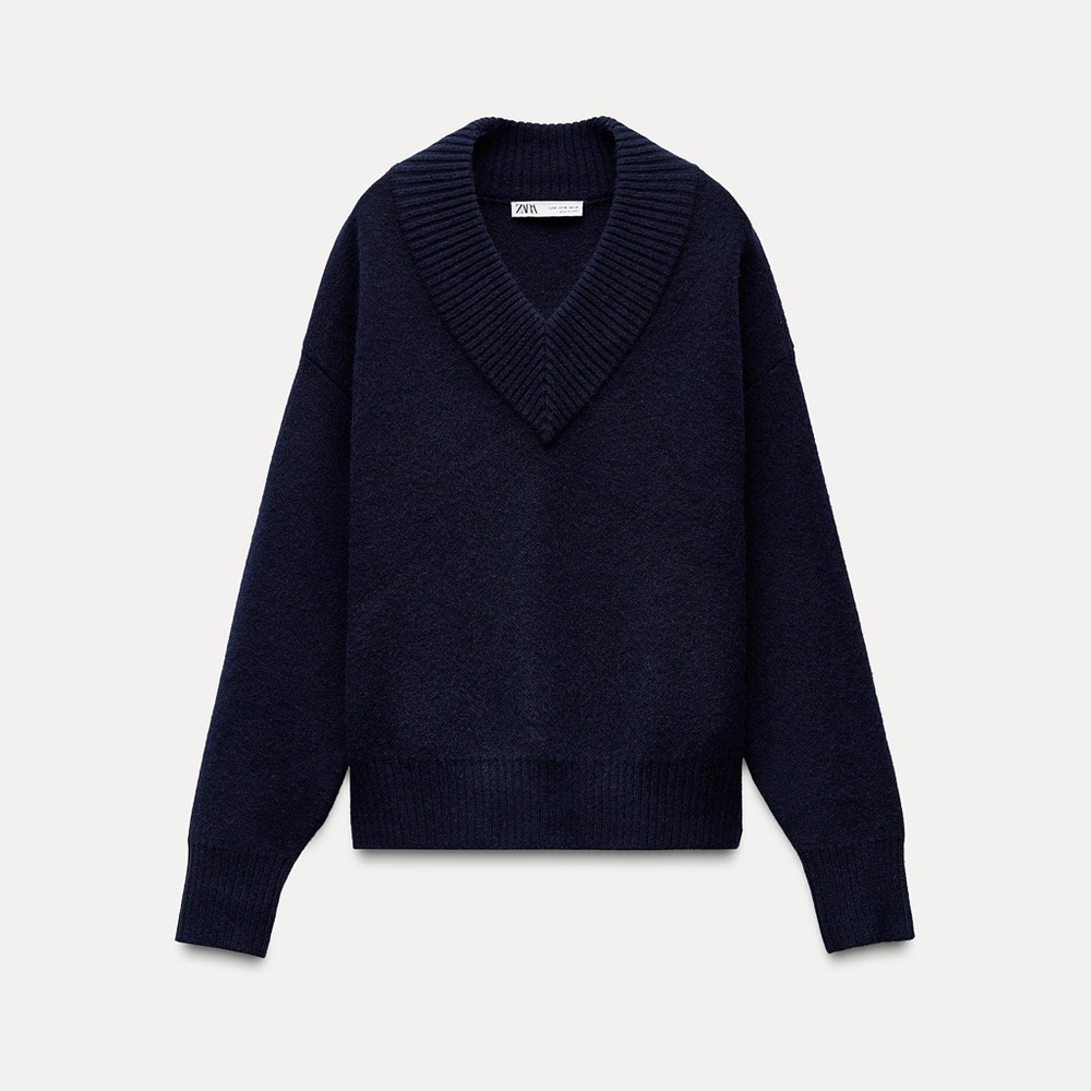 Zara soft knit v neck sweater, women’s large, navy